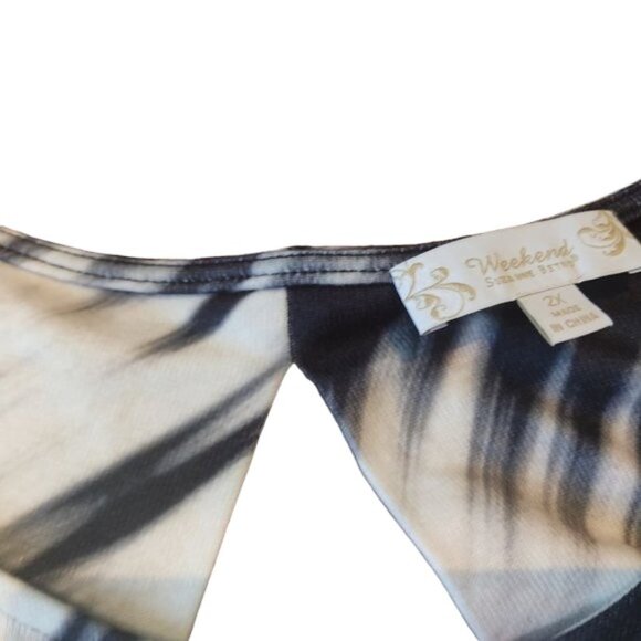 WEEKEND by SUZANNE BETRO | Long sleeve sweater - Picture 3 of 8